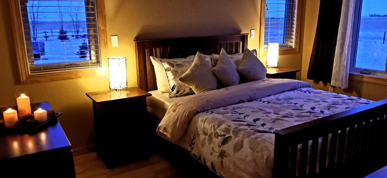 Anna'S Prairie Comfort B & B Moose Jaw Bagian luar foto